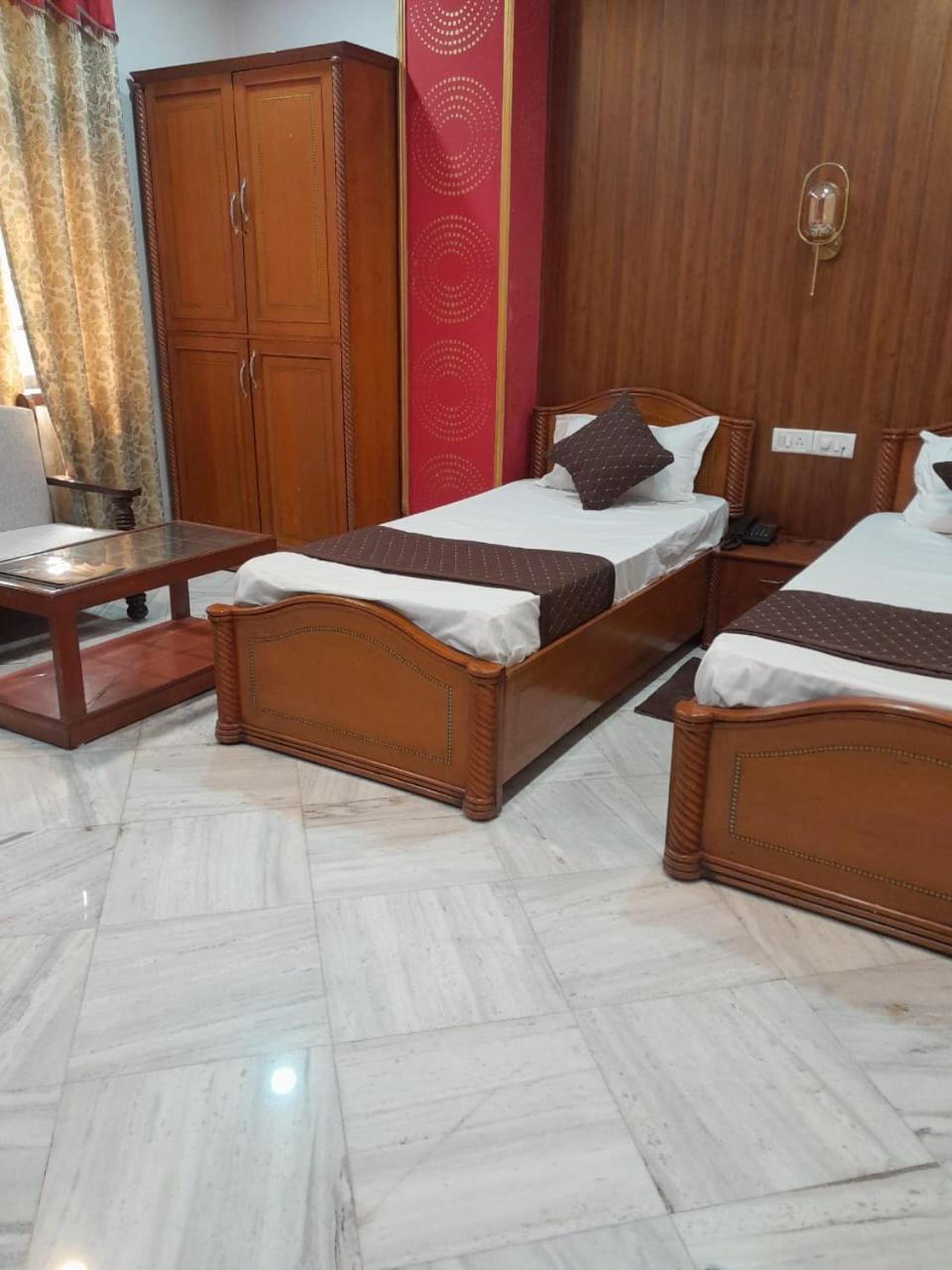 Hotel Riz Varanasi Exterior foto